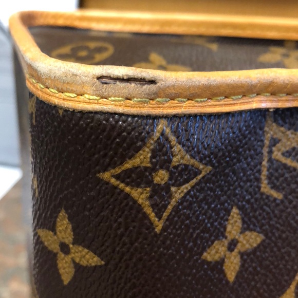 Louis Vuitton Popincourt Haute - Picture 6 of 8